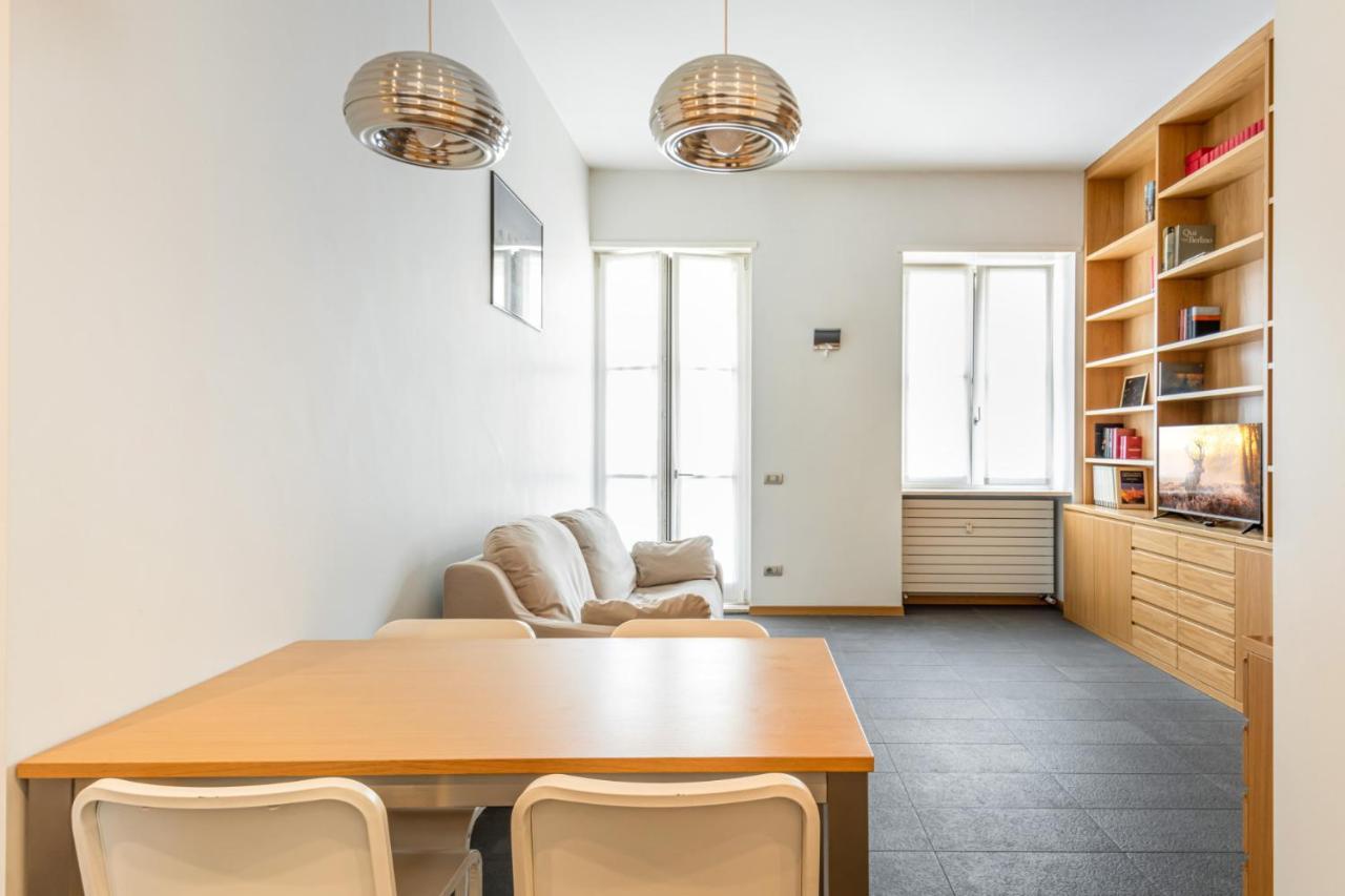 Ferienwohnung Easylife - Elegante Dimora Due Passi Dal Duomo Mailand Exterior foto