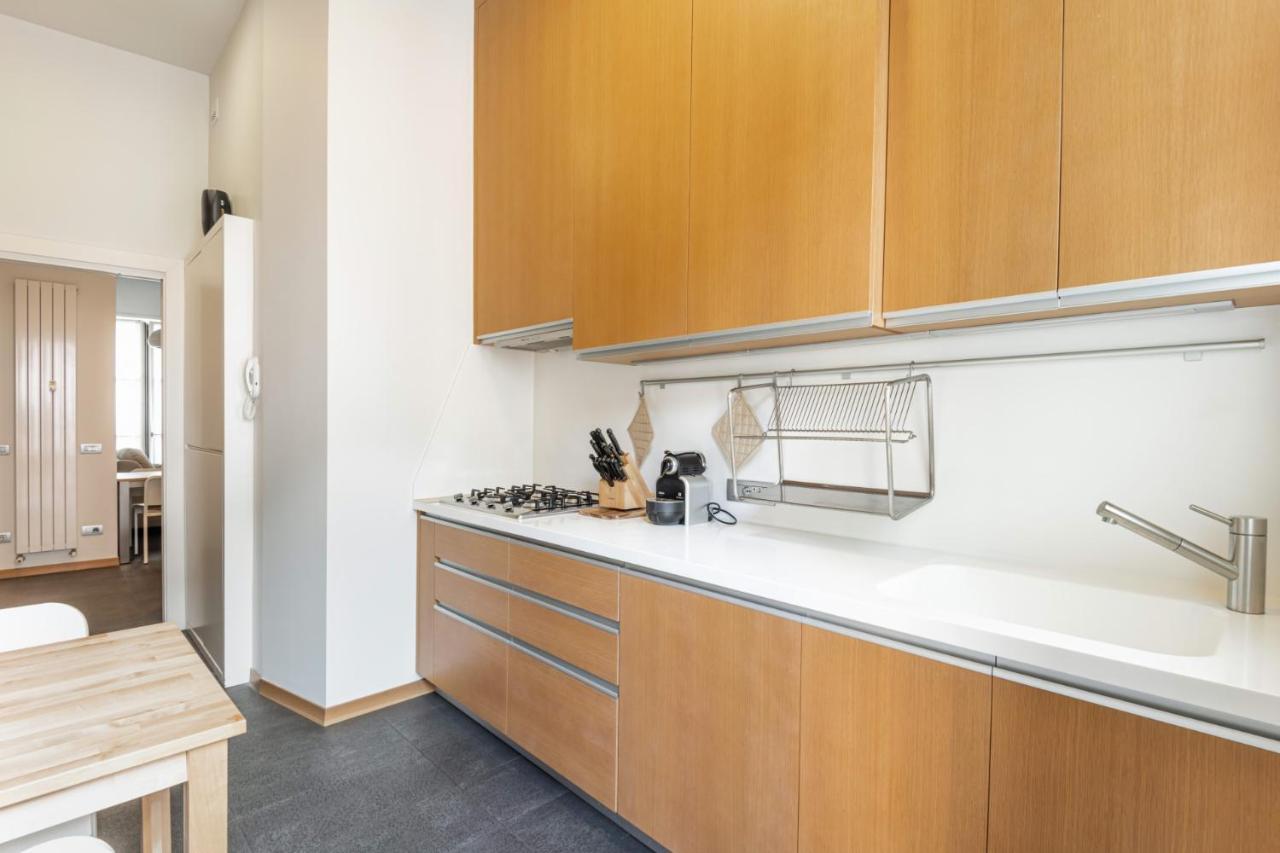 Ferienwohnung Easylife - Elegante Dimora Due Passi Dal Duomo Mailand Exterior foto